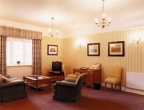 Eastwell Manor, Champneys &